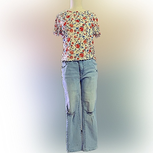 Peach Floral Scalloped Hem Baby Tee Large - Picture 4 of 4